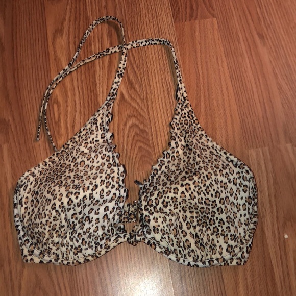 Victoria’s Secret bikini top